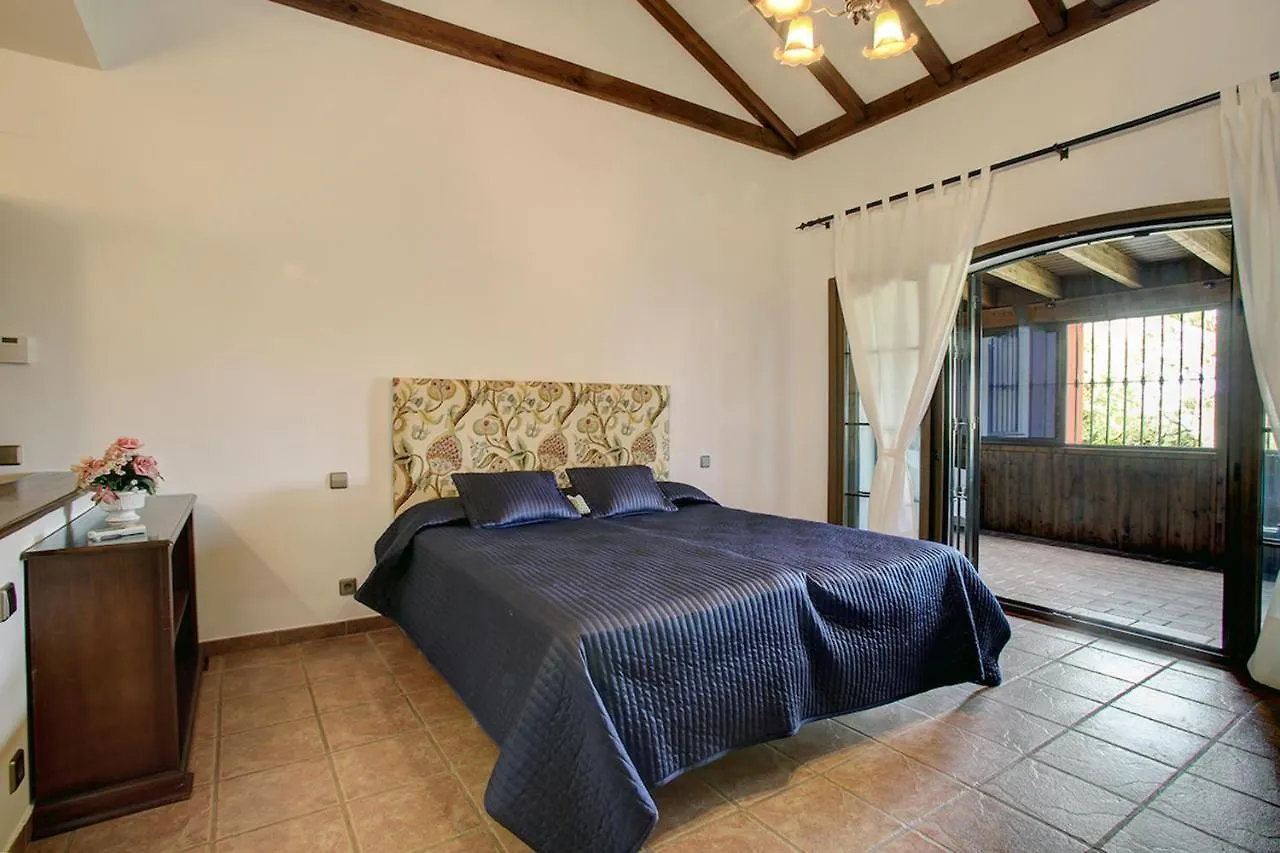 Villa Rustica, El Rosario Marbella