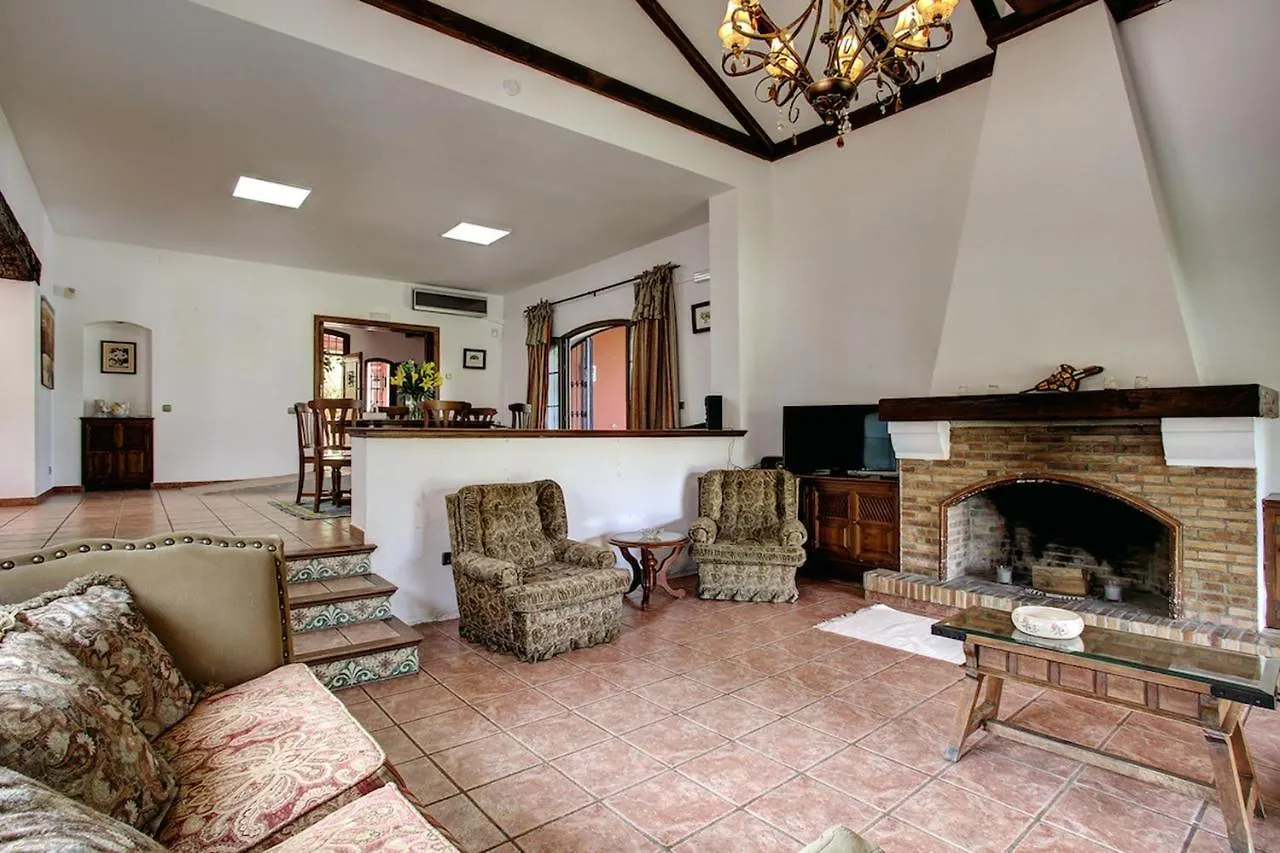 Villa Rustica, El Rosario Marbella
